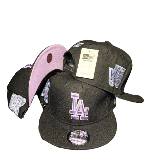 SnapBack- שחור סגול