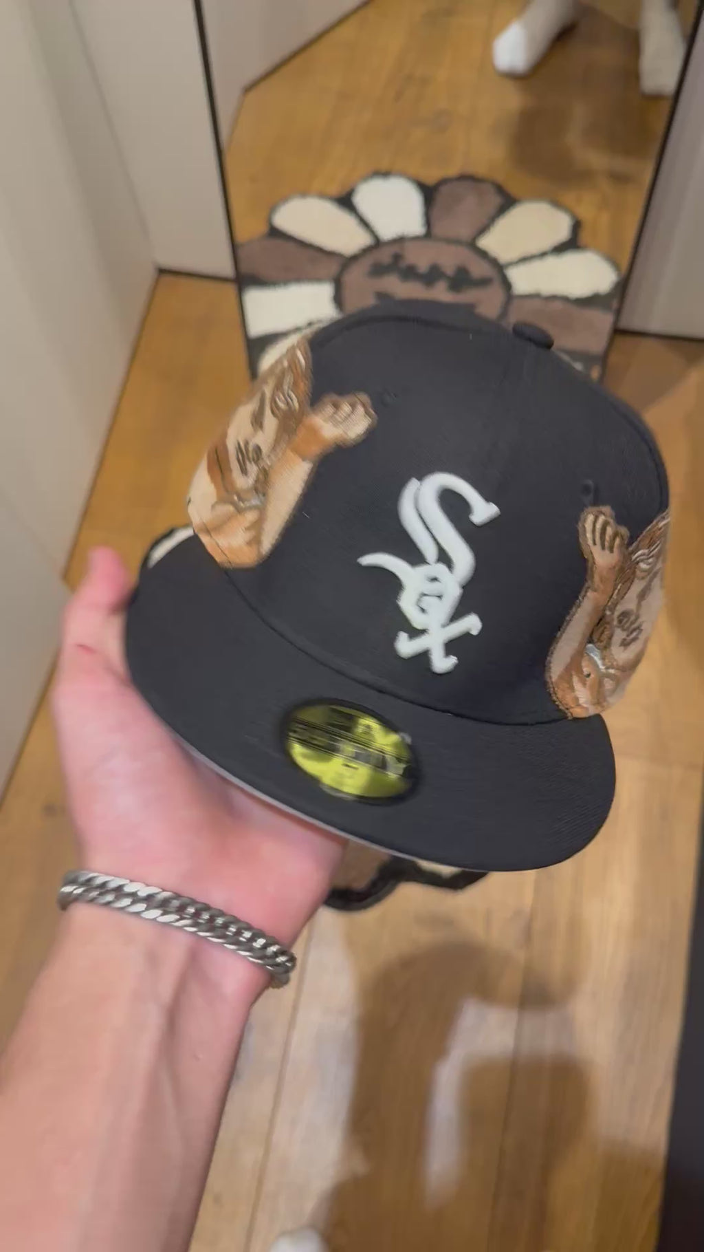 כובע מלאכים- שחור